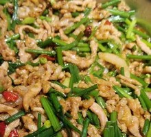 Stir-Fried Chinese Leek Stalk with Pork