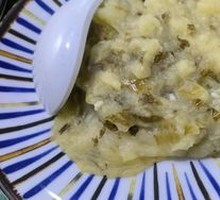 Sour Cabbage and Potato Stew