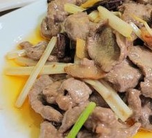 Stir-Fried Beef Slices with Celery