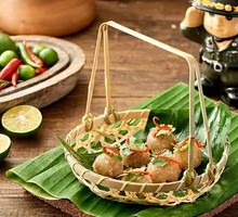 Pickled Radish and Pork Crystal Balls