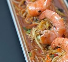 Green Mango and Large Shrimp Salad