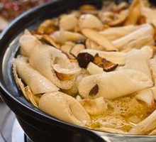 Wild Mushroom Hot Pot