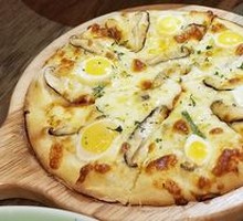 White Truffle Mushroom Pizza
