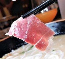 Crossing-the-bridge Rice Noodles