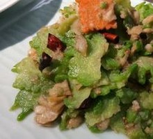 Stir-Fried Bitter Melon with Old Soybeans