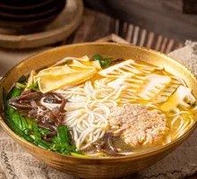 Clear Soup Rice Noodle in Small Pot