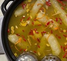 Ganoderma Chicken with Bamboo Fungus and Ham