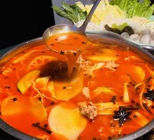 Soul Lemongrass Sour Soup Pot