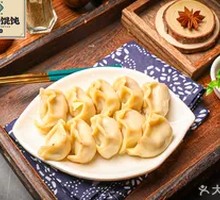 Fresh Pork Dumplings with Chinese Cabbage