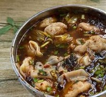 Spicy Sour Dumplings