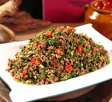 Spicy Beef with Small Chilies