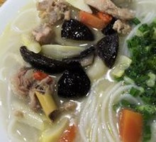 Chicken and Mushroom Noodles