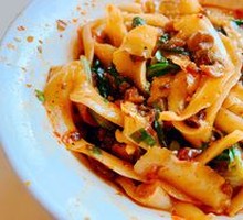 Braised Knife-Sliced Noodles