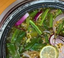 Dai-style Chili Lime Dipping Sauce