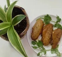 Spicy Braised Chicken Wings