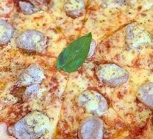 German Sausage Pizza