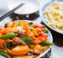 Xinjiang Noodles with Sauce