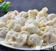 Chinese cabbage and pork dumplings