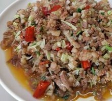 Pickled Onion Stir-Fried with Minced Beef