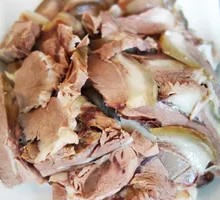 Hui Ze Red Skin Black Goat Cold Slices