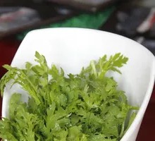 Chinese chrysanthemum greens