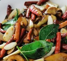 Dry Chili Stir-fried Morel Mushroom