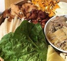 Wild Mushroom Stewed Free-range Chicken