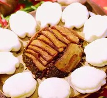 Lotus Leaf Pork Roll