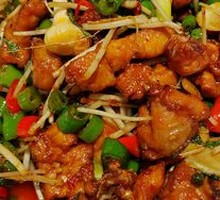 Bai Cai Root and Rice Cake Stir-Fried Chicken