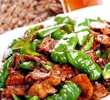 辣子炒肉
