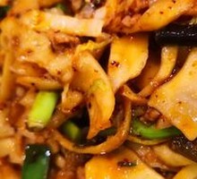 Wide Noodle Stir-Fry