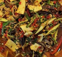 Spicy Stir-fried Beef Tripe and Duck Tongue