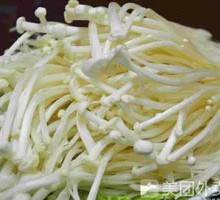 Golden Needle Mushroom Stir-fry