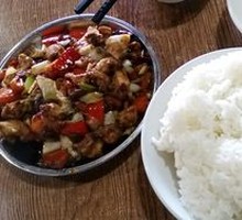 香辣鸡丁盖饭