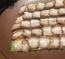 Charcoal-Grilled Pork Belly