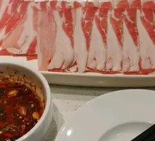 Lao Sanjia Qujing Steamed Rice Noodles