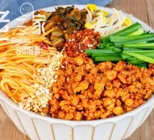 Steamed Rice Noodles with Signature Flavor