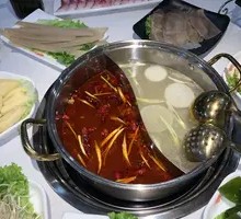 Yin-Yang Hot Pot