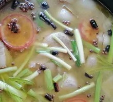 Sour Cabbage Pork Trotter Hot Pot