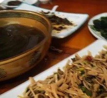 Stir-Fried Pomegranate Blossoms