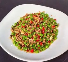 Olive Cabbage Stir-Fried with Minced Pork