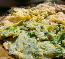 Golden Acacia Omelette