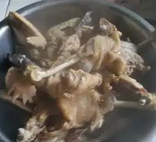 Green Garlic Stir-Fried with Pork