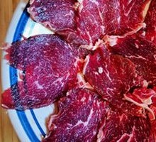 Fresh-cut Wagyu Strip
