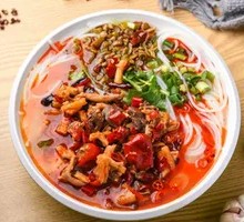 Spicy Pepper Chicken Offal Rice Noodles