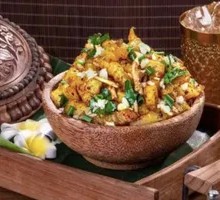 Sichuan Salt and Pepper Garlic Fried Potatoes