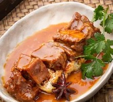 Spicy Sour Beef Noodles