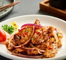 Black Pepper Onion Chicken Cutlet