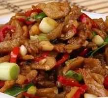 Fried Pork Rind with Fermented Black Beans