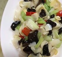 Celery and Lily Bulb Stir-fry